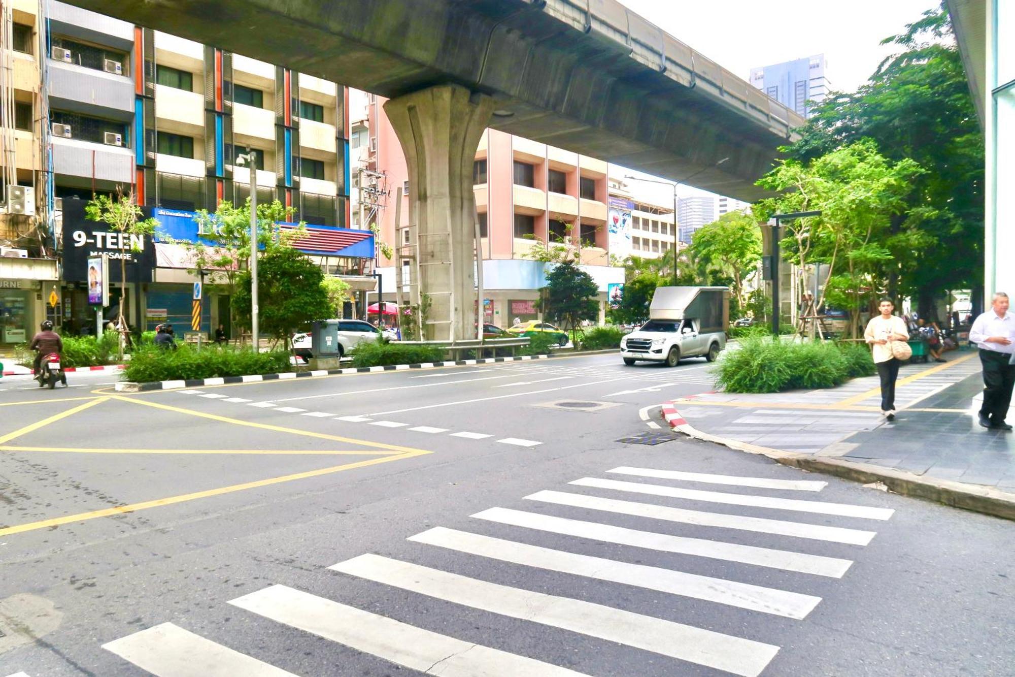 Les Fleurs Bangkok Hostel Εξωτερικό φωτογραφία