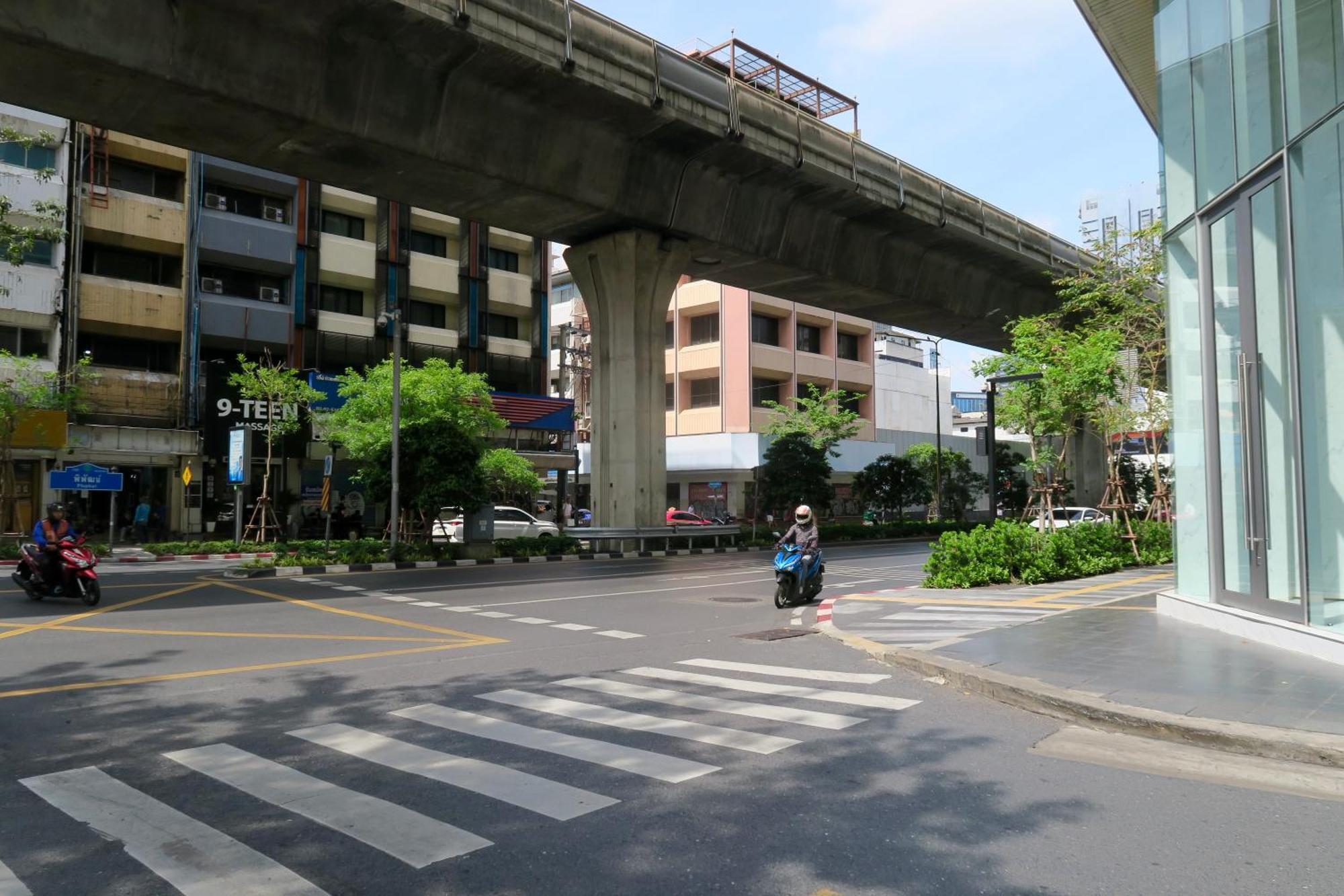 Les Fleurs Bangkok Hostel Εξωτερικό φωτογραφία