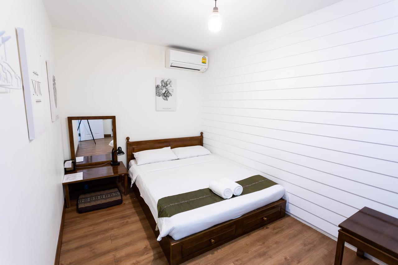 Les Fleurs Bangkok Hostel Εξωτερικό φωτογραφία